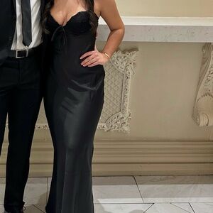 Princess Polly Elegant Black Maxi Dress